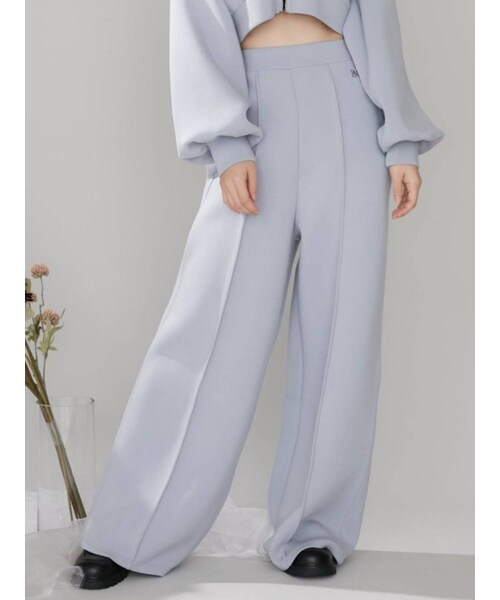 EATME（イートミー）の「センタープレスワイドパンツ（セットアップ可能）（その他パンツ・レディース・アイボリー/グレー/ブラック/ブルー・F）」の3枚目の写真