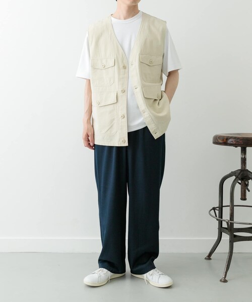 ITEMS URBANRESEARCH（アイテムズ アーバンリサーチ）の「マルチポケットVネックベスト（ベスト・メンズ・BLK/IVO/BEG・M/L）」の8枚目の写真