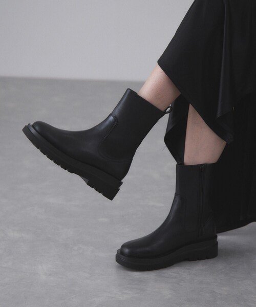 ADAM ET ROPE'(アダムエロペ)の「トラックソールストレッチブーツ(ブーツ・レディース・ブラック/ダークブラウン/キナリ・36.0/37.0/38.0/39.0)」の1枚目の写真