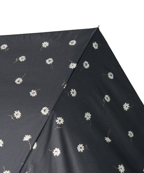 ROPE' PICNIC(ロペピクニック)の「【Wpc.】遮光ゴールドラインマーガレットmini折りたたみ傘/晴雨兼用・UVカット(折りたたみ傘・レディース・ブラック/ベージュ・F)」の5枚目の写真