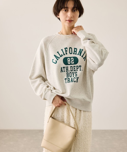 ROPE' PICNIC（ロペピクニック）の「【Champion/チャンピオン別注】アソートロゴスウェットプルオーバー/リンクコーデ（スウェット・レディース・キナリ系/ブラウン/サックス・F）」の2枚目の写真