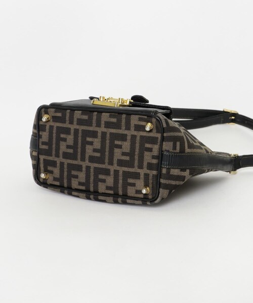 URBAN RESEARCH(アーバンリサーチ)の「VINTAGE FENDI 90Sズッカ巾着ショルダー(ショルダーバッグ・レディース・-・-)」の5枚目の写真