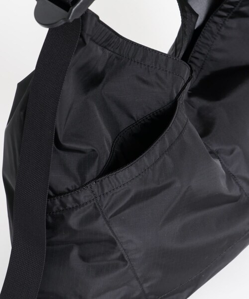 EKAL(エカル)の「HOBO AZUMA SHOULDER BAG M RS(ショルダーバッグ・メンズ・COYOTE/BLACK・One)」の10枚目の写真