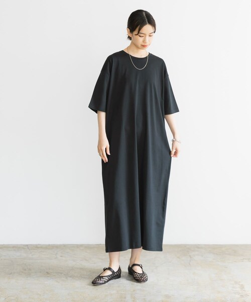 URBAN RESEARCH（アーバンリサーチ）の「ルーズTシャツワンピース（ワンピース・レディース・BLACK/STEEL・FREE）」の7枚目の写真