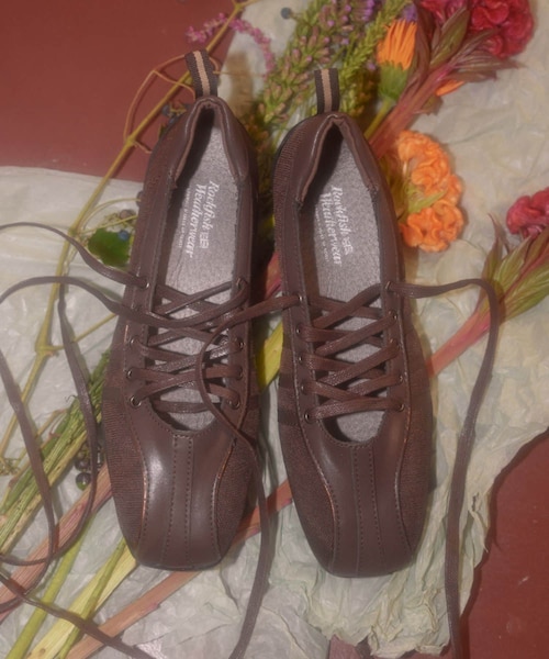 URBAN RESEARCH DOORS(アーバンリサーチドアーズ)の「BLISS LACE UP SNEAKERS(スニーカー・レディース・CREAMPEARL/LIGHT GREY/CHOCO/BLACK・23.5/24/24.5)」の4枚目の写真