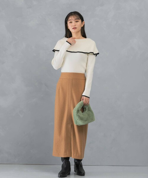 URBAN RESEARCH ROSSO（アーバンリサーチロッソ）の「2wayネックバイカラーケープニット（ニット/セーター・レディース・OFF/BEIGE/BLACK・FREE）」の11枚目の写真
