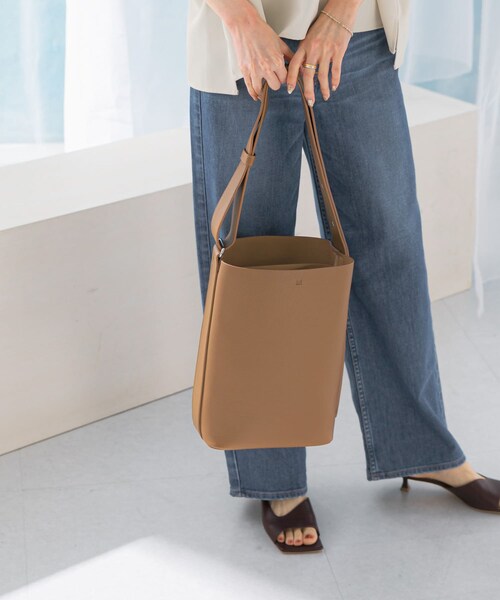 URBAN RESEARCH ROSSO（アーバンリサーチロッソ）の「&MyuQ　JUNO mini BAG（ショルダーバッグ・レディース・BEIGE/WHITE/BLACK・-）」の4枚目の写真