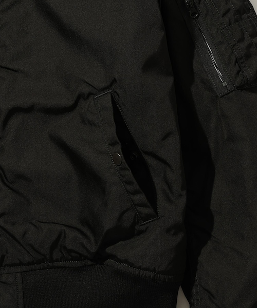 ADAM ET ROPE'（アダムエロペ）の「【MARKAWARE/マーカウェア】SILK HEAVY TWILL MA-1（MA-1・メンズ・ブラック・1/2）」の8枚目の写真