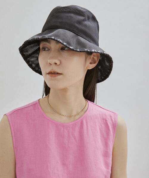 ADAM ET ROPE'（アダムエロペ）の「【公式サイト限定】【La Maison de Lyllis（メゾンドリリス）】QWAU（ハット・レディース・ブラック/ダークブラウン系/サックス/ピンク・F）」の7枚目の写真