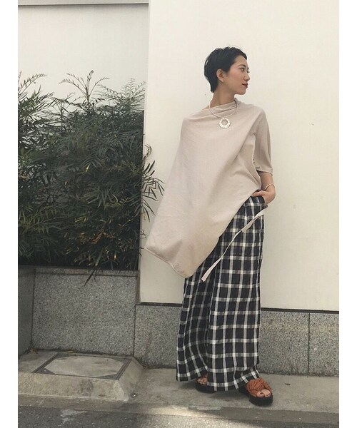 LAGUNAMOON（ラグナムーン）の「コットンシルクニットストール（マフラー・レディース・ブラック/ベージュ/カーキ/ホワイト/ライトグレー・F）」の9枚目の写真