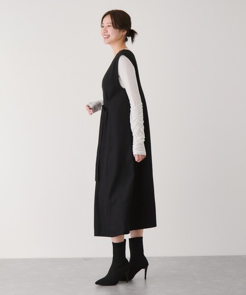 Jayro(ジャイロ)の「フロントベルトVネックワンピース(ワンピース・レディース・ブラック/オフホワイト/ダークブラウン/ピンク・M)」の8枚目の写真