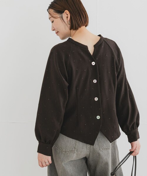 URBAN RESEARCH ROSSO（アーバンリサーチロッソ）の「F by ROSSO　ハート刺繍2WAYブラウス（シャツ/ブラウス・レディース・GRAY/BROWN・Free）」の7枚目の写真