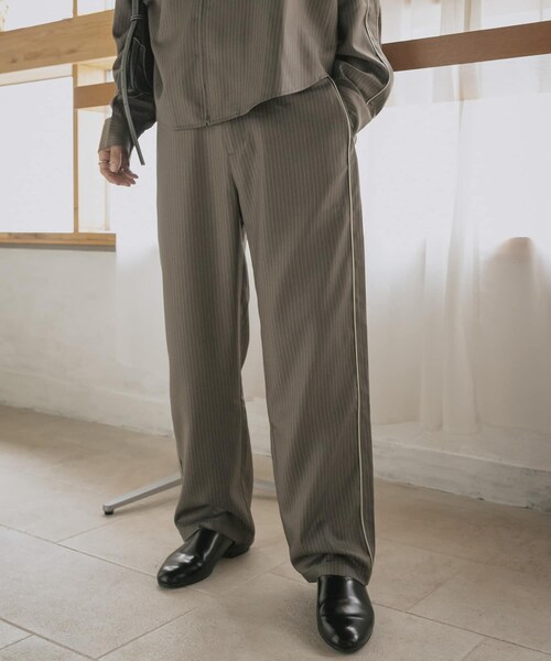 SENSE OF PLACE by URBAN RESEARCH（センスオブプレイスバイアーバンリサーチ）の「サイドラインピンストライプスラックス（その他パンツ・メンズ・CHARCOAL/KHAKI/ORANGE・M/L）」の18枚目の写真