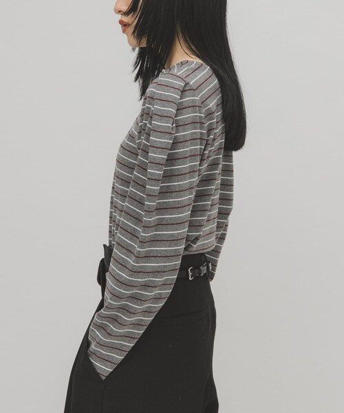 KBF（ケイビーエフ）の「2WAYタックショルダーカーディガン（カーディガン/ボレロ・レディース・GRAY/BORDEAUX/NAVY・one）」の6枚目の写真