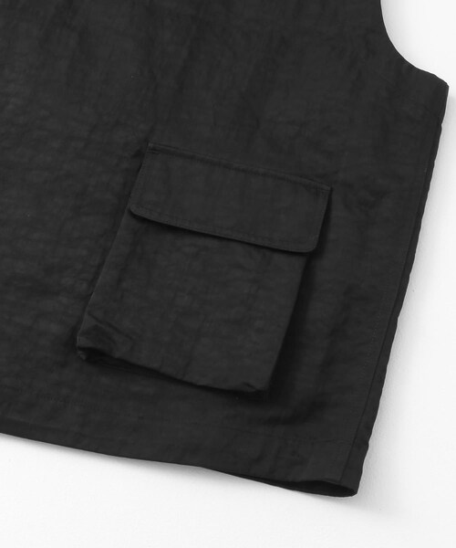 SENSE OF PLACE by URBAN RESEARCH(センスオブプレイスバイアーバンリサーチ)の「マルチポケットトラックベスト(テーラードジャケット・メンズ・BLACK/BLUE・M/L)」の12枚目の写真