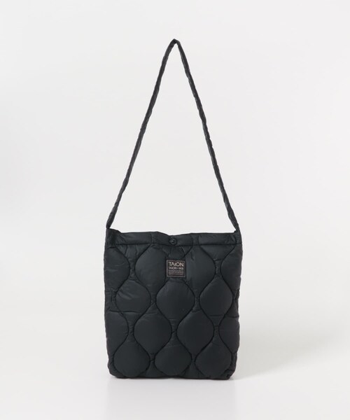 ITEMS URBANRESEARCH(アイテムズ アーバンリサーチ)の「TAION Cross Body Down Bag -M(ショルダーバッグ・メンズ・BLK/G.BEIGE/D.OLIVE/D.NAVY/PAINT CAMO・-)」の10枚目の写真