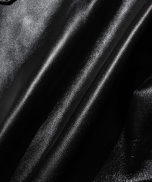 ADAM ET ROPE'（アダムエロペ）の「【TONYWACK/トニーウェック】LAMB LEATHER CARGO SHORTS（カーゴパンツ・メンズ・ブラック・M）」の13枚目の写真