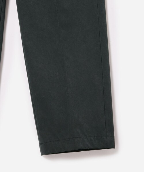 Saturdays NYC（サタデーズ ニューヨークシティ ）の「One Tuck Trouser（その他パンツ・メンズ・ベージュ/ブラック/カーキ・L/M/S/XL）」の17枚目の写真