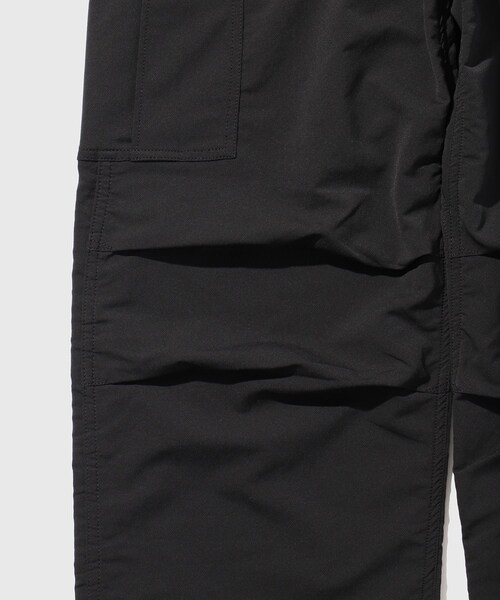 ADAM ET ROPE'（アダムエロペ）の「【nanamica/ナナミカ】ALPHADRY Field Cargo Pants（カーゴパンツ・メンズ・ブラック・30/32/34）」の13枚目の写真