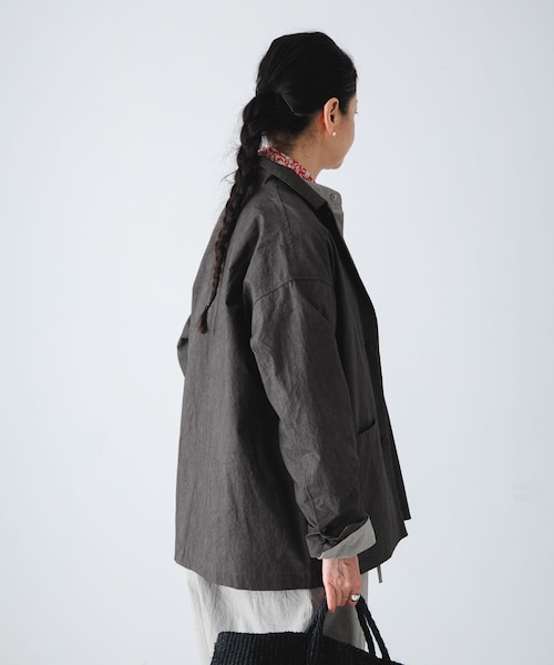 かぐれ（カグレ）の「『ユニセックス』コットンテーラードジャケット（テーラードジャケット・レディース・BEIGE/CHARCOAL/BLACK・1/2）」の16枚目の写真