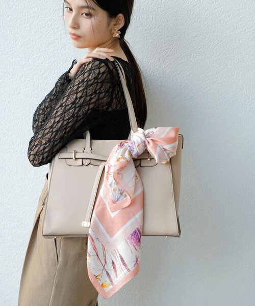 VIS（ビス）の「【A4収納】フラップタイトートバッグ（トートバッグ・レディース・ブラック/キナリ/ベージュ系・F）」の10枚目の写真