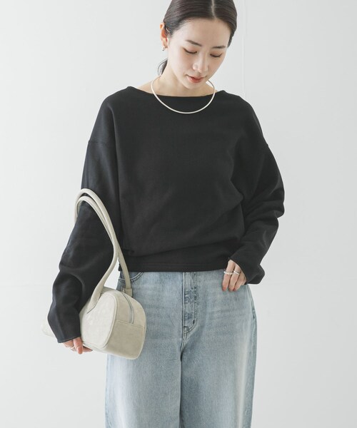 URBAN RESEARCH(アーバンリサーチ)の「カットオフショートスウェット(スウェット・レディース・TOP GRAY/BLACK・Free)」の3枚目の写真