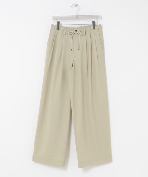 URBAN RESEARCH(アーバンリサーチ)の「MARKAWARE TRIPLE PLEATED EASY TR(その他パンツ・メンズ・BEIGE/CHARCOAL/BLACK・1/2)」の3枚目の写真