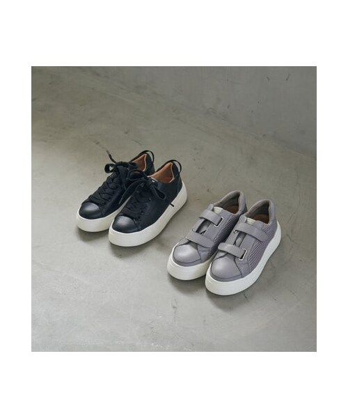 Mode et Jacomo(モードエジャコモ)の「モード エ ジャコモ MODE ET JACOMO 厚底レースアップスニーカー (スニーカー・レディース・BL/LBG/WH・225/22.5cm/230/23cm/235/23.5cm/240/24cm/245/24.5cm)」の8枚目の写真