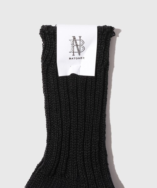 ADAM ET ROPE'(アダムエロペ)の「【BATONER/バトナー】LINEN SOCKS(ソックス/靴下・メンズ・ブラック/ホワイト・F)」の5枚目の写真