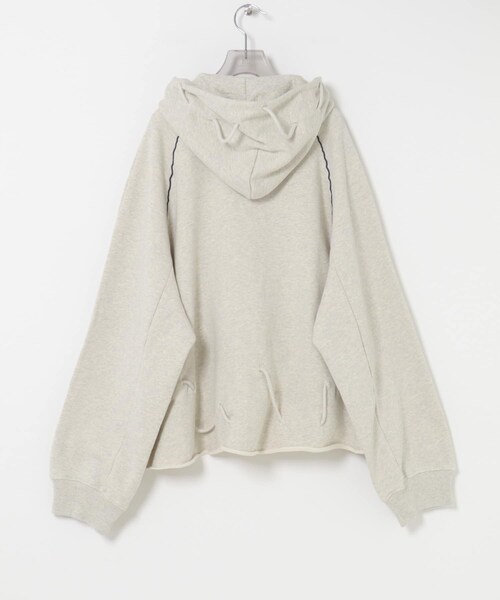 URBAN RESEARCH(アーバンリサーチ)の「FACON JACMIN GATHERED ZIPPED HOODIE(パーカー・レディース・LIGHT GREY・M)」の6枚目の写真