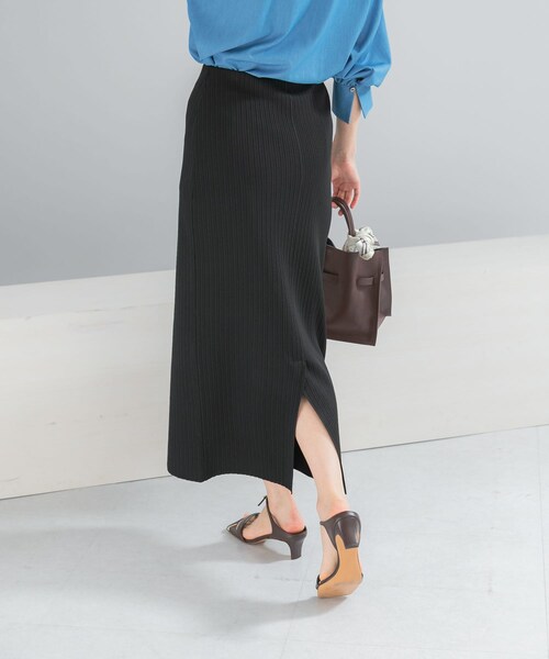 URBAN RESEARCH ROSSO（アーバンリサーチロッソ）の「リブタイトストレートスカート（スカート・レディース・L/GREIGE/BLACK・Free）」の4枚目の写真