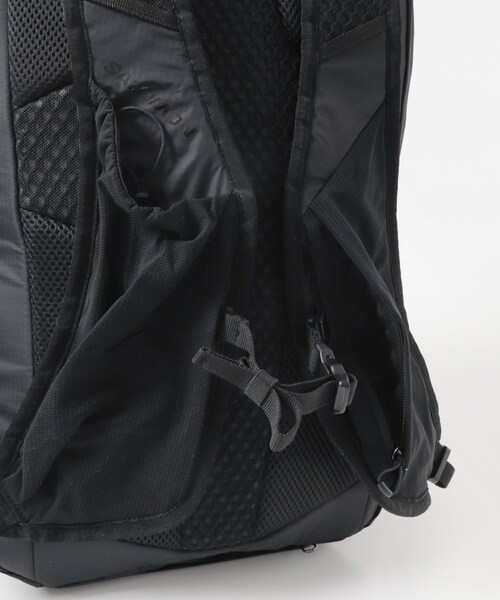 URBAN RESEARCH（アーバンリサーチ）の「SALOMON　XT 25（バックパック/リュック・メンズ・BLACK・Free）」の6枚目の写真