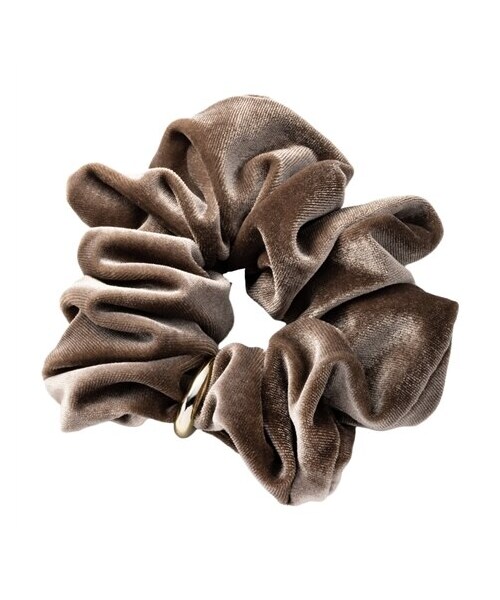 nissen（ニッセン）の「【Creamdot.】チェーン/フープメタルが煌くボリュームベロアシュシュ（その他ヘアアクセサリー・メンズ・A:ブラック/A:チャコール/A:グレー/A:モカ/B:ブラック/B:チャコール/B:グレー/B:モカ・ワンサイズ）」の6枚目の写真