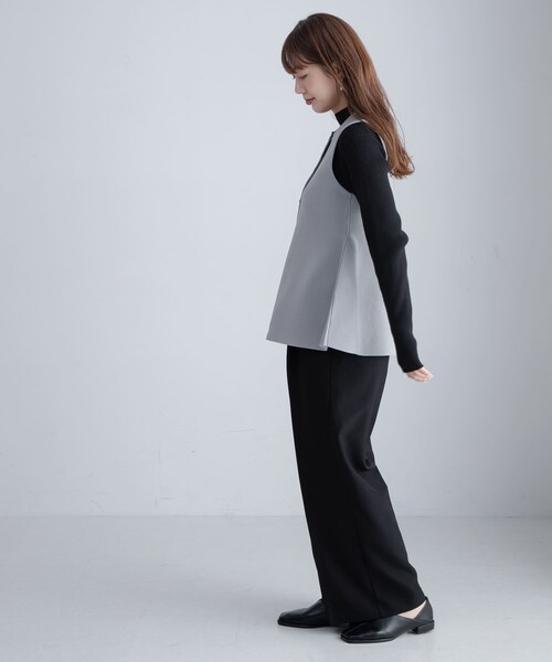 URBAN RESEARCH Sonny Label（アーバンリサーチサニーレーベル）の「『WEB限定』2WAYペプラムニットベスト（ニット/セーター・レディース・ベージュ/ライトグレー/ブラック・FREE）」の22枚目の写真