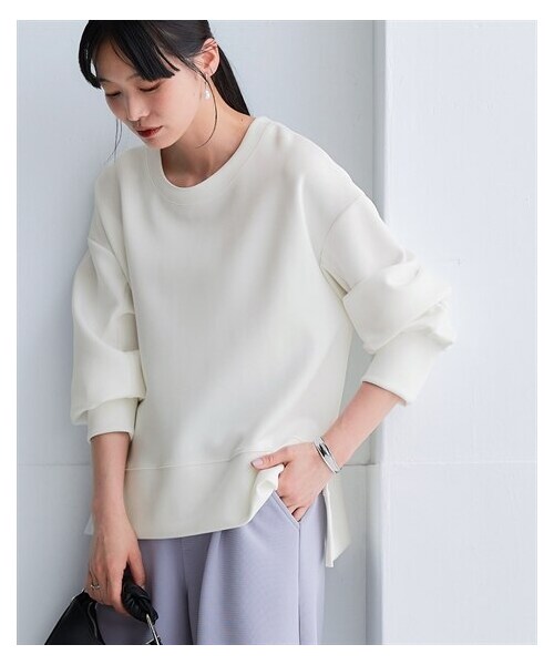 nissen（ニッセン）の「なめらかポンチ素材　サイドスリットプルオーバー（セットアップ可能）＜大きいサイズ有＞（Tシャツ/カットソー・レディース・黒/グレイッシュブルー/杢チャコールグレー/ディープグリーン/モカ/グレイッシュパープル/オフホワイト/グレージュ/パステルレモン・S/M/L/LL/3L/4L/5L/6L/8L/10L）」の15枚目の写真