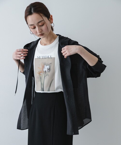 SENSE OF PLACE by URBAN RESEARCH（センスオブプレイスバイアーバンリサーチ）の「シアーフーディシャツ（シャツ/ブラウス・レディース・OFF WHITE/BLACK/YELLOW・One）」の11枚目の写真