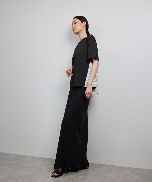 ROPE'（ロペ）の「【洗える】【YUKO SAEKI for ROPE'・コラボ】スカーフ柄プリント Aラインカットソー（Tシャツ/カットソー・レディース・ブラック/オフホワイト・F）」の12枚目の写真