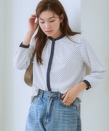 7days Life Styling | ストレッチパウダーサテン配色幾何柄バンドカラーブラウス（しわになりにくい・速乾・洗濯機OK・UVカット）<大きいサイズ有>(シャツ/ブラウス)