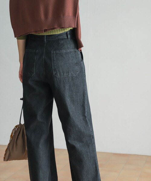 URBAN RESEARCH DOORS（アーバンリサーチドアーズ）の「『セットアップ対応』 フロントタックストレートデニム（デニムパンツ・レディース・BLACK/INDIGO・S/M）」の5枚目の写真