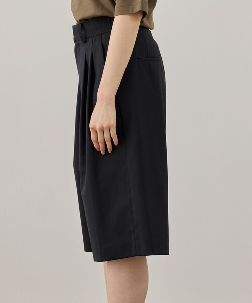 ADAM ET ROPE'（アダムエロペ）の「【サステナブル】アジャストハーフパンツ（その他パンツ・レディース・ブラック/ブラウン系・36/38）」の14枚目の写真