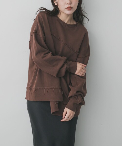 SENSE OF PLACE by URBAN RESEARCH（センスオブプレイスバイアーバンリサーチ）の「キリカエピグメントルーズスウェット（スウェット・レディース・CHARCOAL/RED/BROWN・One）」の4枚目の写真