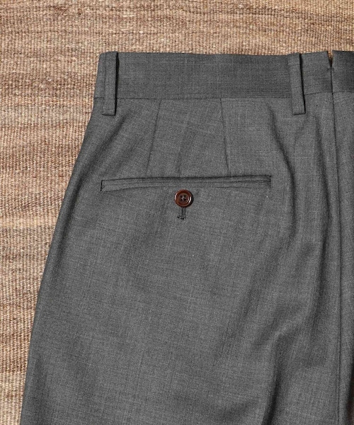 ADAM ET ROPE'（アダムエロペ）の「【WILD LIFE TAILOR】ウーステッド ワイド ストレート スラックス（スラックス・メンズ・ブラック/チャコール/ネイビー・L/M）」の16枚目の写真