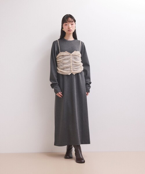 ADAM ET ROPE'(アダムエロペ)の「【WEB限定】ニットキャミソールセットワンピース(ワンピース・レディース・ブラック/チャコール/ダークブラウン・F)」の8枚目の写真