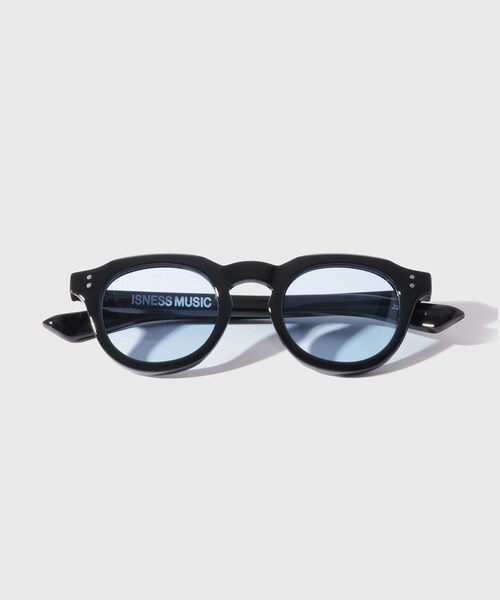 ADAM ET ROPE'（アダムエロペ）の「【ISNESS MUSIC/イズネス ミュージック】VEGA SUNGLASSES（サングラス・メンズ・ライトグレー/ブルー系・F）」の2枚目の写真