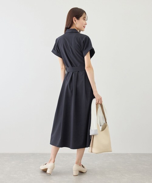 ROPE' PICNIC(ロペピクニック)の「アウトポケットシャツコンシャスワンピース/リンクコーデ(ワンピース・レディース・ダークブラウン系/ネイビー/ネイビー系・M/S)」の18枚目の写真