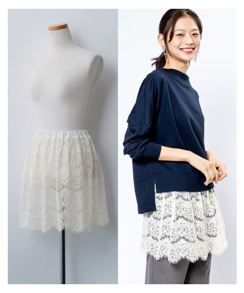 nissen（ニッセン）の「ヒップカバーができる便利なつけ裾（チュニック・レディース・オフホワイト/黒×白(ギンガムチェック)/ブルー(シャツ風)/オフホワイト(レース)/ピンク(チュール)/赤×黒(ストライプ)/ネイビー系ストライプ(シャツ風)/グリーン系チェック(シャツ風)/黒(Tシャツ風)/グレー系チェック柄(アシメシャツ風)/黒(レース)/オフホワイト(シャツ風)/モノトーン系ストライプ(シャツ風)/オフホワイト(プリーツ)・L/LL/3L/4L/5L/6L/8L/10L/S/M）」の13枚目の写真