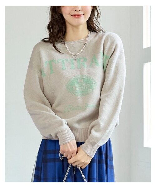 nissen（ニッセン）の「大きいサイズ カラー配色ジャガードロゴニット（ニット/セーター・レディース・ベージュ×レッド/ライトグレー×グリーン/ネイビー×レモンイエロー・L/LL/3L/4L/5L/6L/8L/10L）」の9枚目の写真