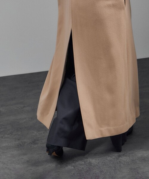 ADAM ET ROPE'(アダムエロペ)の「ピュアカシミヤナロートレンチコート(トレンチコート・レディース・キャメル/チャコール・F)」の17枚目の写真