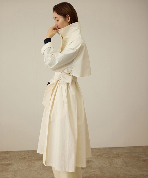 ROPE'（ロペ）の「【軽量】コットンポプリン スプリングコート（トレンチコート・レディース・オフホワイト/ベージュ・36/38）」の4枚目の写真