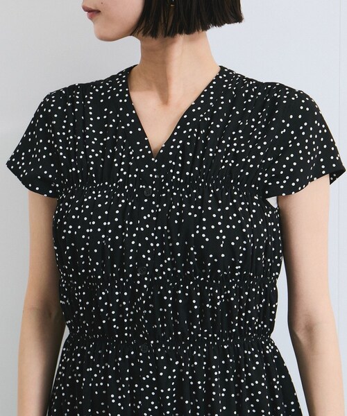 VIS（ビス）の「シャーリングデザインワンピース【WEB限定サイズ】（ワンピース・レディース・ブラック系/ダークブラウン系/ブルー系・F/PF）」の21枚目の写真
